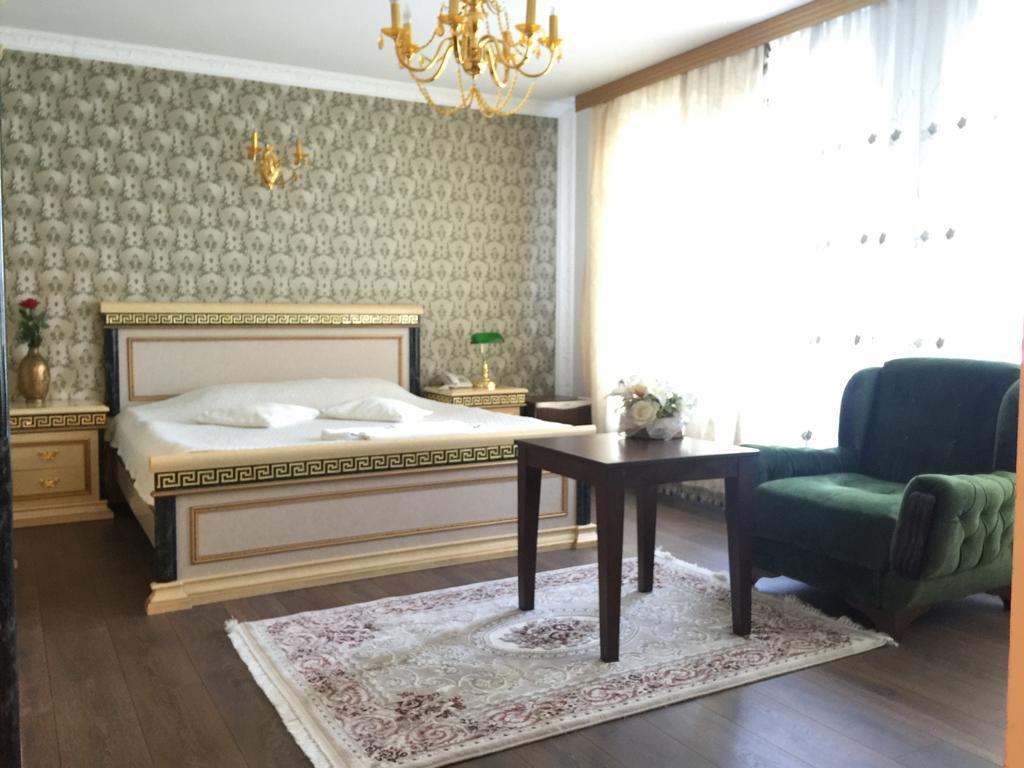 Hotel Adria Pristina Eksteriør bilde