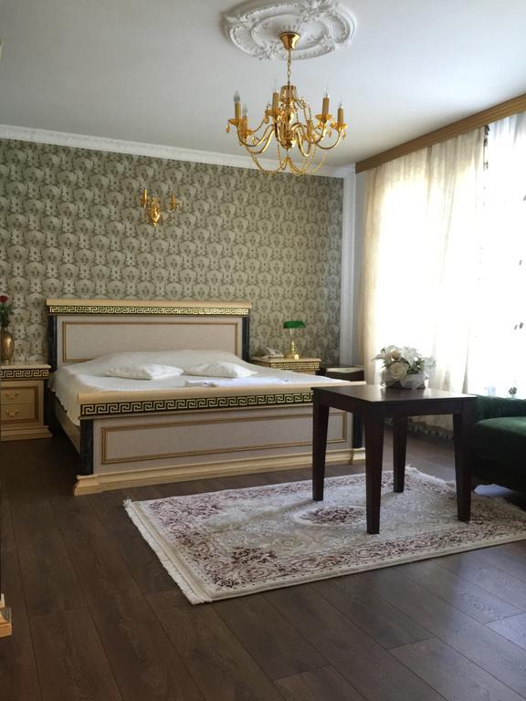 Hotel Adria Pristina Eksteriør bilde