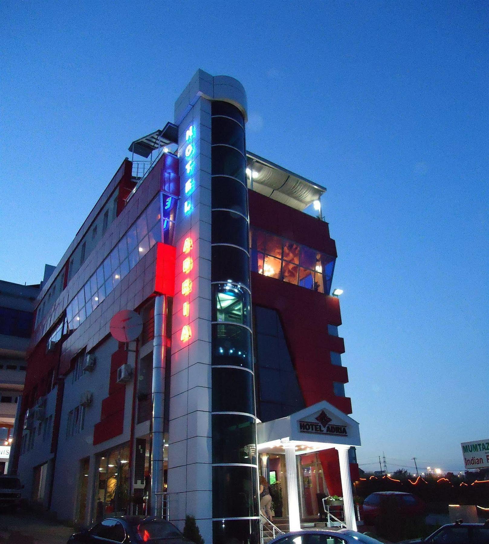 Hotel Adria Pristina Eksteriør bilde